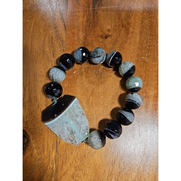 925 Sterling Silver Quartz Stretch Bracelet - Picture 3 of 3